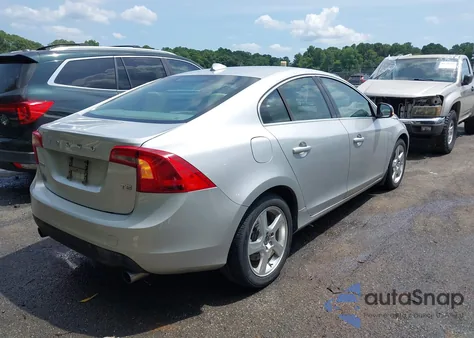 2012 Volvo S60 T5 z USA, uszkodzony, nr VIN YV1622FS6C2094946